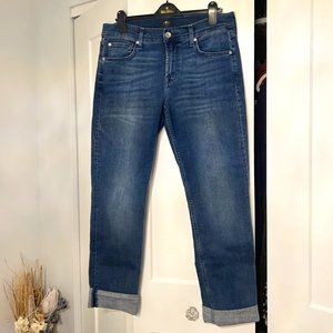Like New! 7 For All Mankind Straight Leg Jeans Sz 33